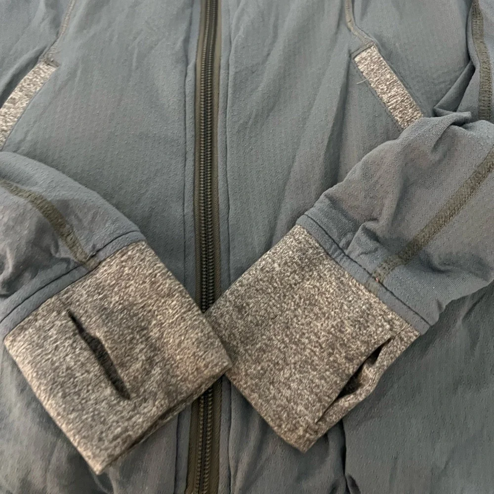 Iviva Reversible jacket - Picture 5 of 6